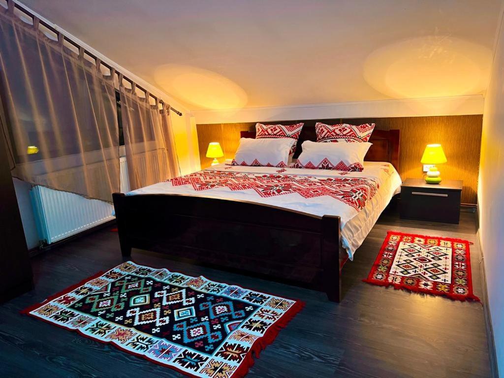 La Mama Siriu Hotel Lunca Jaristei Buitenkant foto